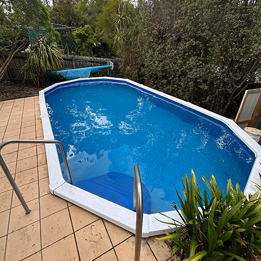 Viewbank pool after